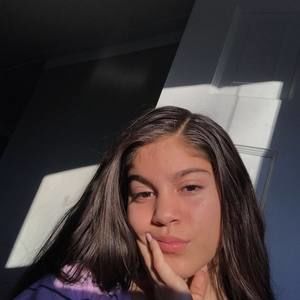 Meet your Posher, Anabella